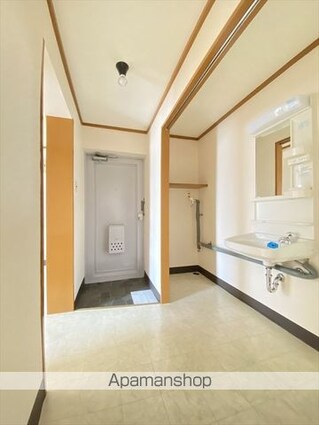 フラット三輪（本城マンションＢ）[3DK/50.41m2]の玄関