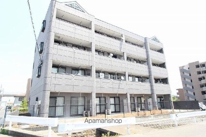 ロイヤルコーポ中川　[1LDK/51.3m2]の外観2