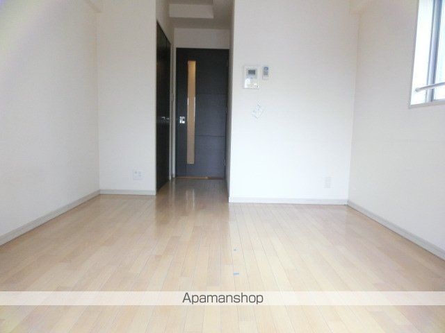 ADEN SAKAUSUJIH0NMACHIの内装写真