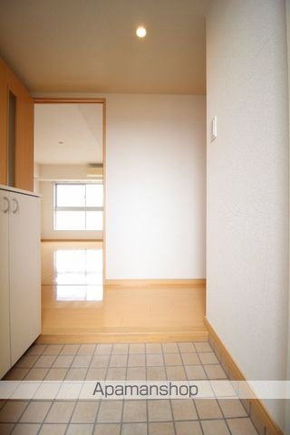 OWLSTYLE KANDACHOの内装写真