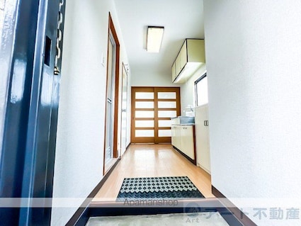 サントピア山越[1K/23.14m2]の玄関