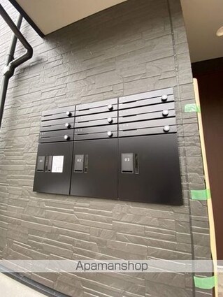 広島県広島市西区草津南２丁目[1LDK/33.1m2]のエントランス3