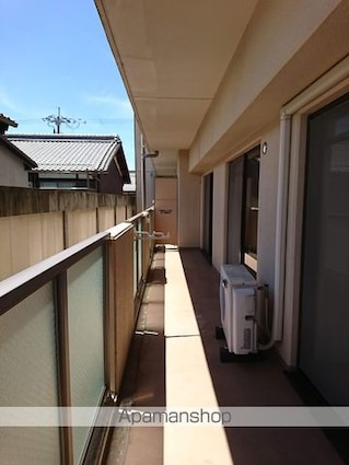 Ｇｒｅｅｎ　Ｃｏａｔ[2LDK/58.5m2]のバルコニー