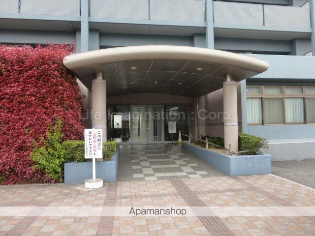 レックスフェスタ野洲の玄関写真