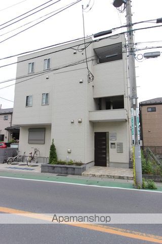 シモンズの外観写真