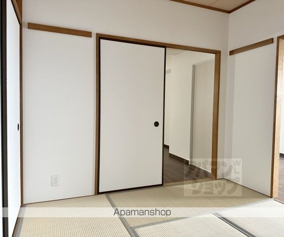 サンプラザ神足の内装写真
