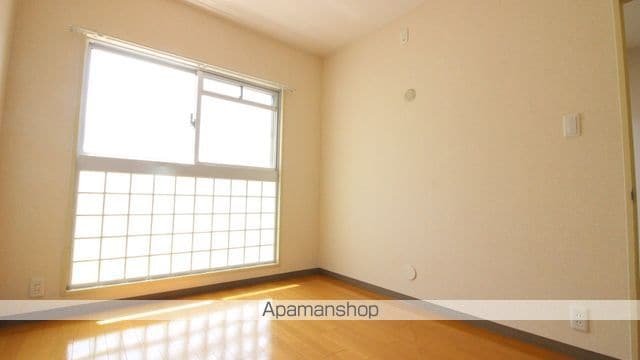 グランドハイツ栄の内装写真