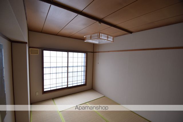 ホワイトハイツの内装写真