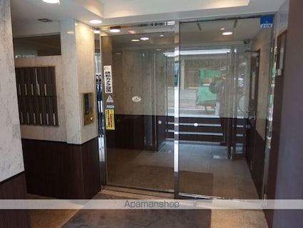 カスタリア南麻布[1DK/51.07m2]のエントランス