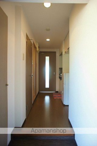 リファレンス県庁口の内装写真