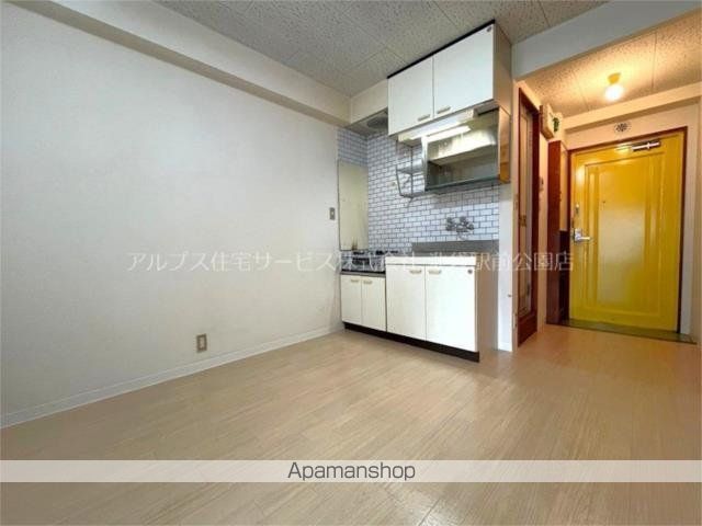 ロアール新大塚の内装写真