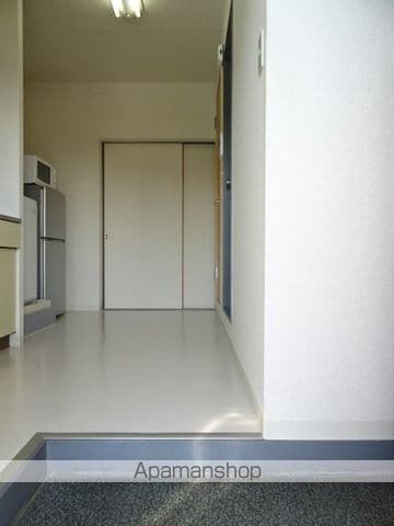 クレイドルの内装写真
