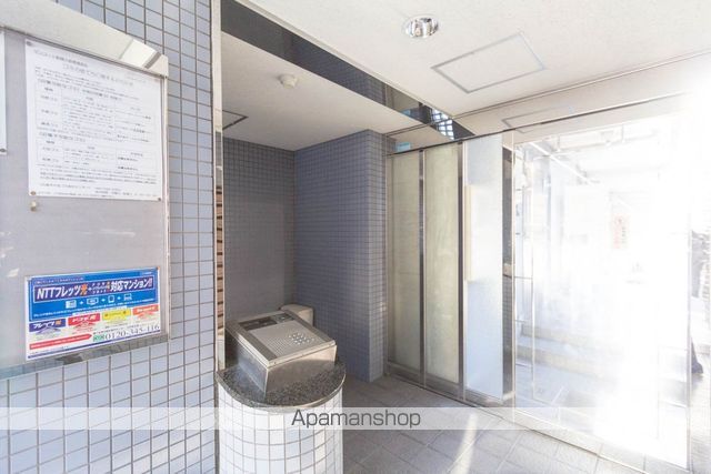 レジェンド船越南の玄関写真