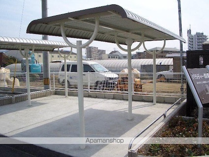 パラディー森塚[1R/33.34m2]の駐車場1