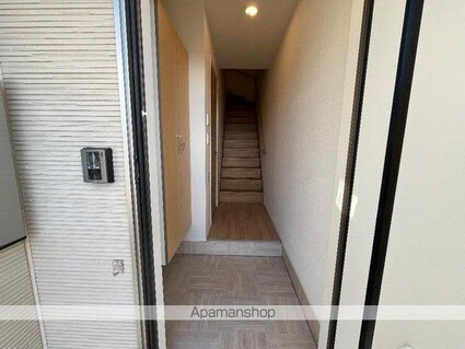 ｓａｋｕｒａ[2LDK/55.66m2]の玄関
