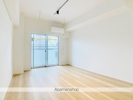 ＹＯＵ　Ｉ　ＣＯＵＲＴ[1K/25.25m2]のリビング・居間2