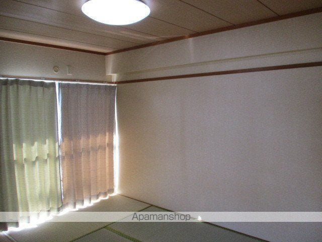 ハイリッジ牧野の内装写真