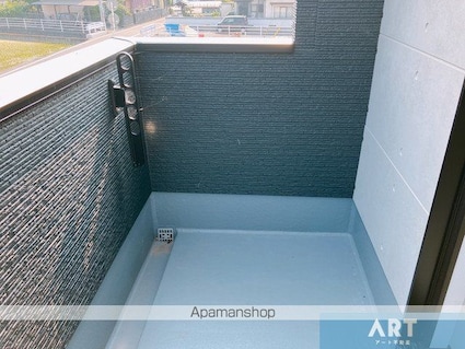 フォレクスレリア鴨川Ａ棟[4LDK/85.91m2]のバルコニー