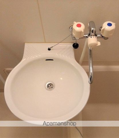 レオパレスRAFFINEの内装写真