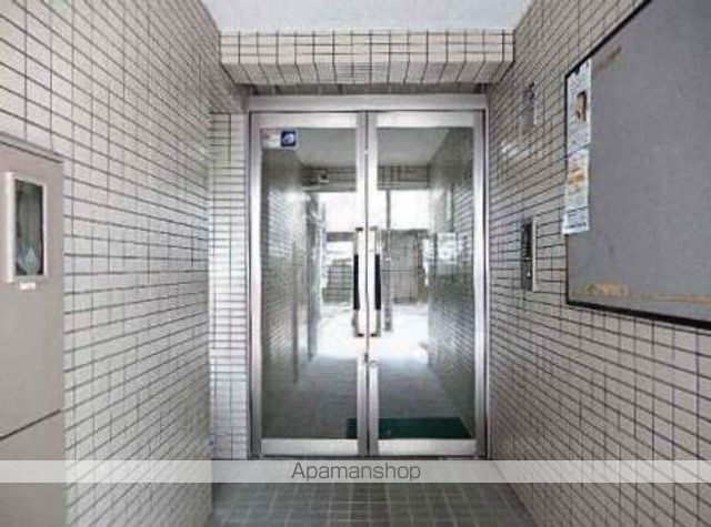 ドミール平尾の玄関写真