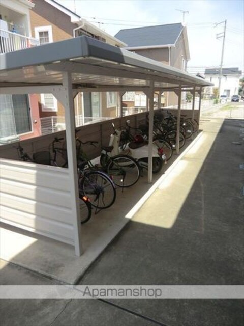 和歌山県和歌山市秋月[1R/31.5m2]の共用部1