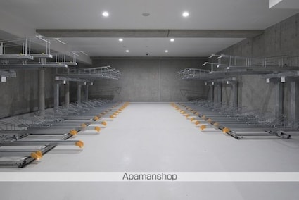 ロイジェントパークス四ツ谷[1R/40.68m2]の共用部1