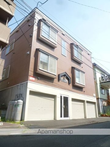 プライムハウス南平岸壱番館の外観写真