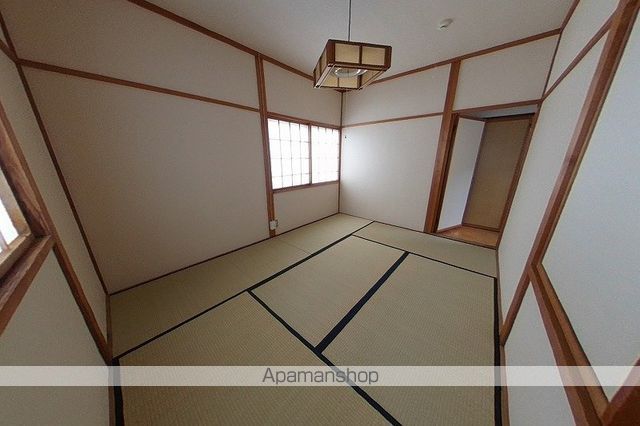 和泉開発貸家3号の内装写真