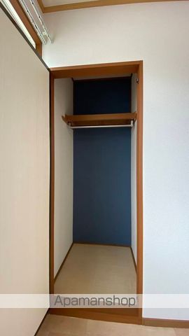 雨あがりの虹 A棟の内装写真