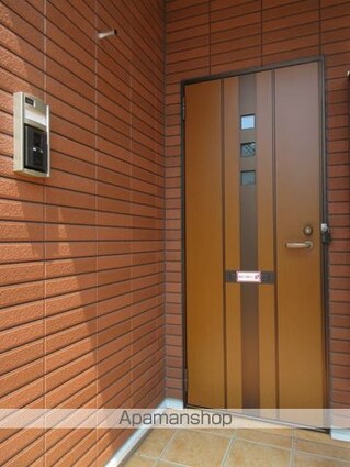 山梨県甲府市飯田３丁目[1K/41.48m2]のエントランス1