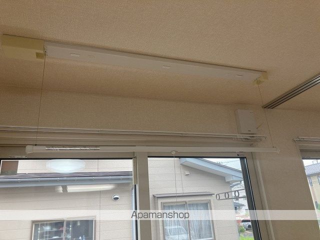 たてのきコートの内装写真