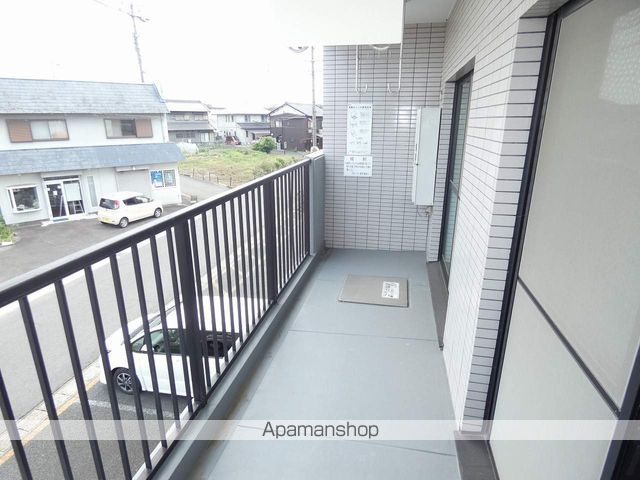 クローバー浅井の内装写真