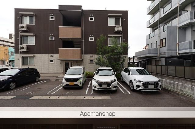 グランシャリオ A棟の内装写真