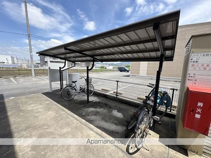 レオパレスアイⅡ[1K/23.61m2]のエントランス3