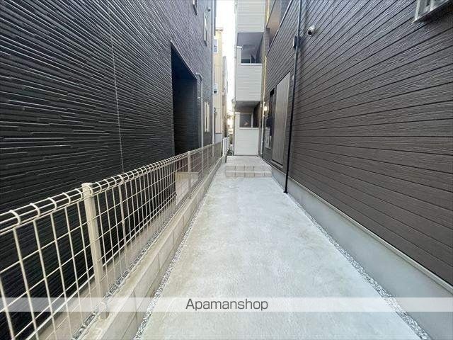 FDS吹田II番館の玄関写真