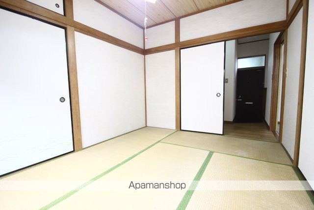 カールレッド北野の内装写真