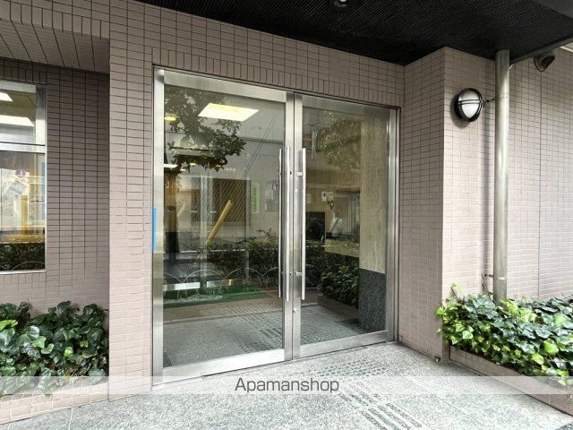 シーアイマンション池袋西の玄関写真