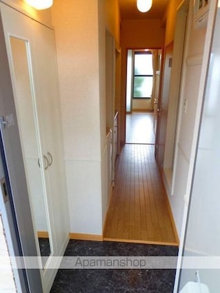 レオパレスフォレスト小倉[1K/19.87m2]の玄関