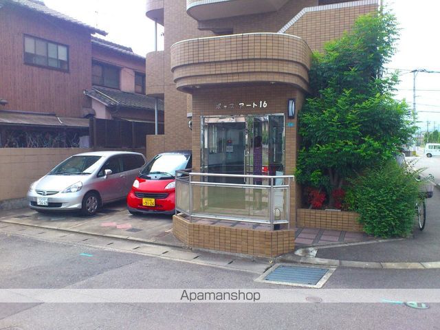 ポップ・アート・16の周辺写真
