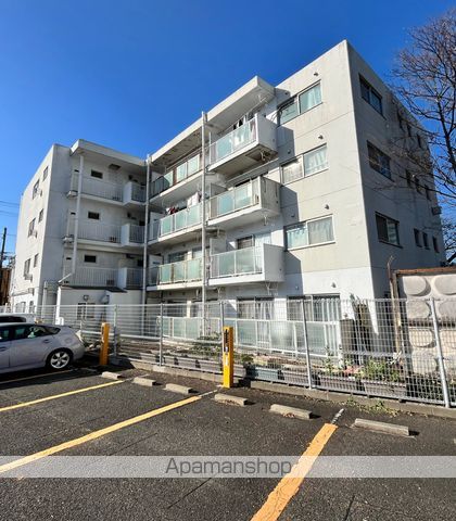 岡田マンションの外観写真