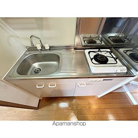 レージュ ウエストの内装写真