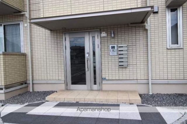 フェリス高柳 A棟の玄関写真