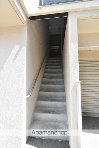 パークタウン中の島の玄関写真