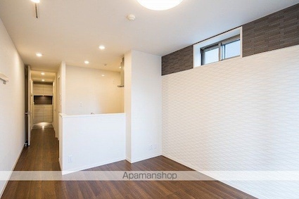 ＴＨＥ　ＧＲＡＮＤ　ＳＱＵＡＲＥ　静岡本通[1R/33.85m2]のリビング・居間