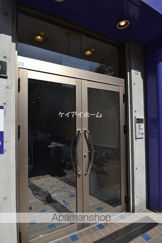 ウルルST.buildの玄関写真
