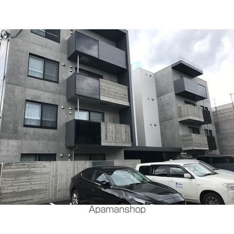 ミカエルアルファVIの玄関写真