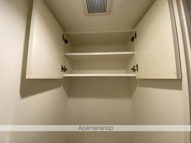 セレニテ新大阪弐番館の内装写真