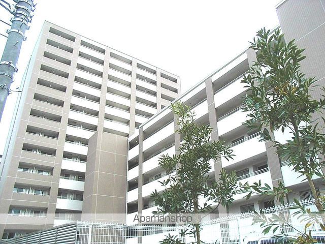 ガーデン板橋氷川町の玄関写真