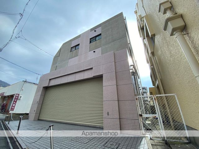 アルファーマンションの外観写真