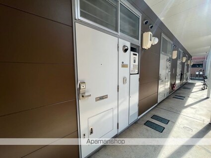 レオパレス松浜[1K/20.28m2]の玄関